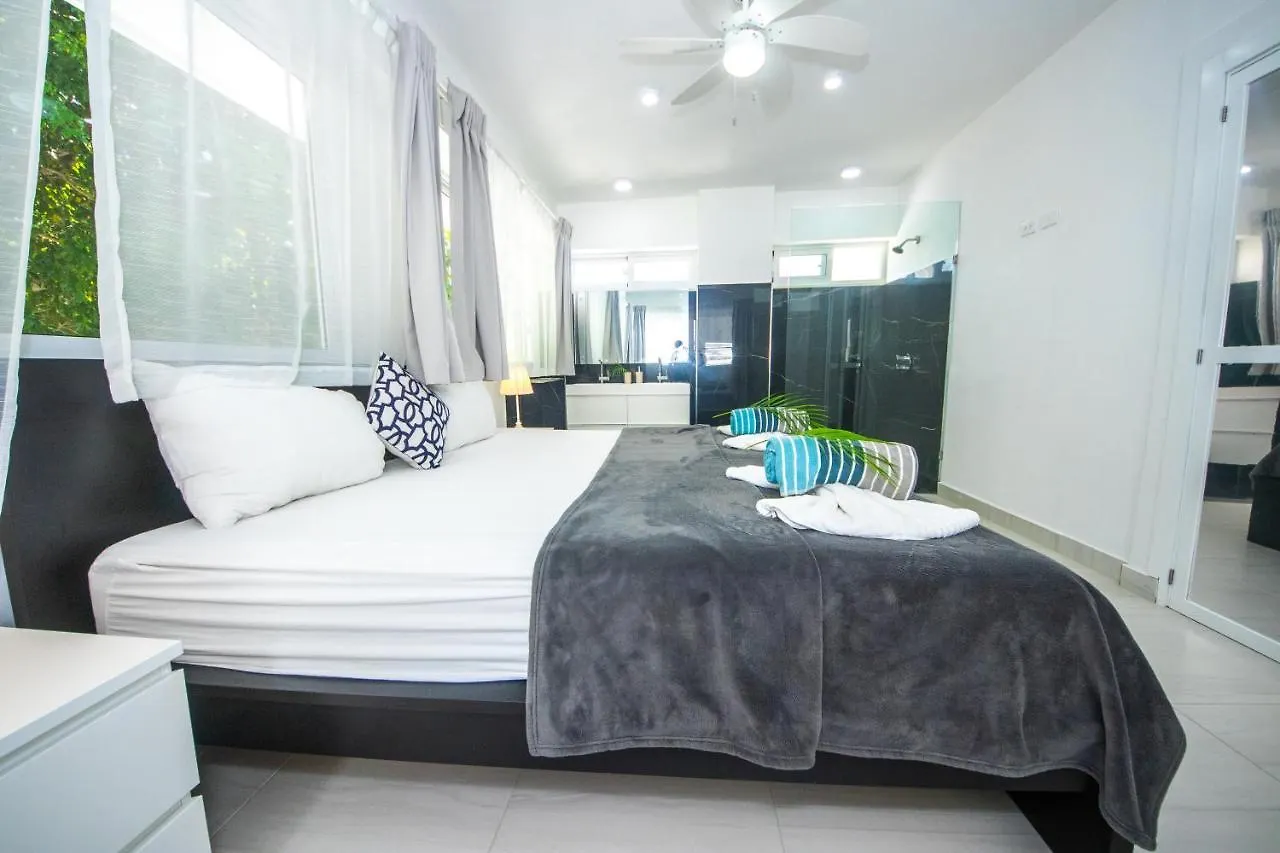 New & Modern 3-Bedroom Apartment On Bavaro Beach Πούντα Κάνα